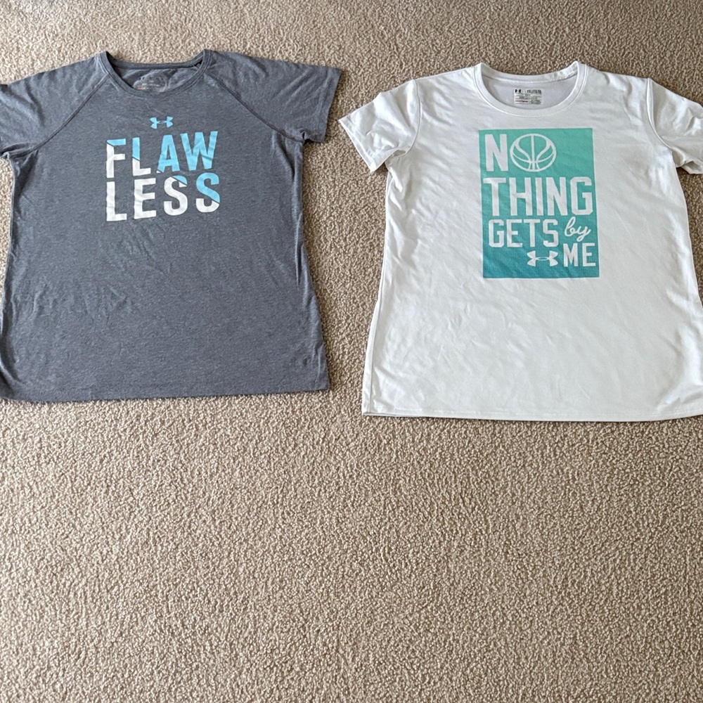 2 shirt bundle Under Armour white performance and gray cotton T-shirts